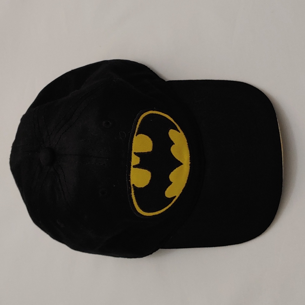 Batman Youth Size Medium Hat with Elastic Stretch Panel at Back